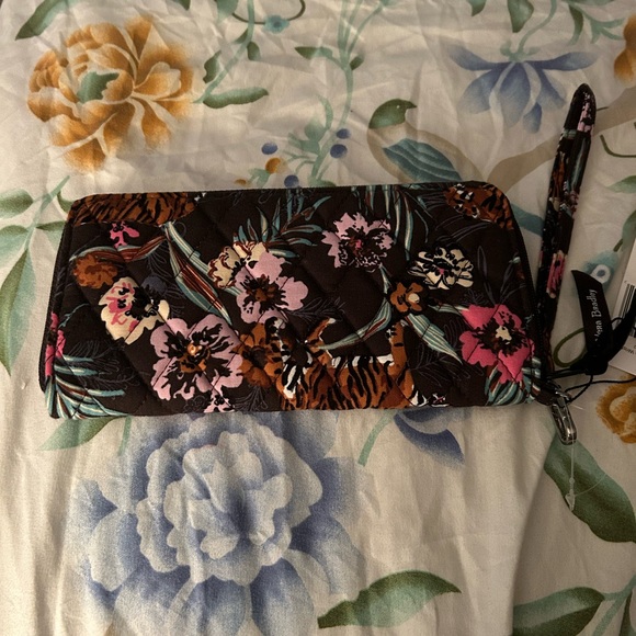 Vera Bradley rfid ball jungle accordion wallet NWT - Picture 3 of 3